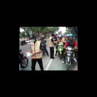 LPBI NU Lamongan Bagikan 4.000 Masker