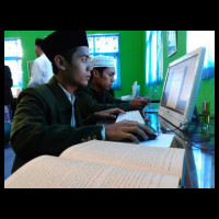 Para Santri Harus &amp;lsquo;Tangkap&amp;rsquo; Peluang Beasiswa LPDP Khusus Pesantren