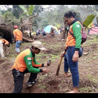 LPBINU Mojokerto Tanam 2000 Pohon untuk Jaga Sumber Mata Air