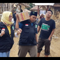 LPBI Banten Bertahan Bantu Warga Terdampak Banjir di Lebak